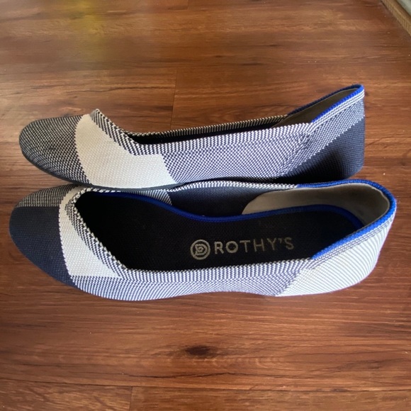 Retired Rothy’s - Picture 4 of 9